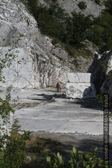 Le chemin 37 passe dans une carrière de marbre délaissée. Photo © Alex Medwedeff