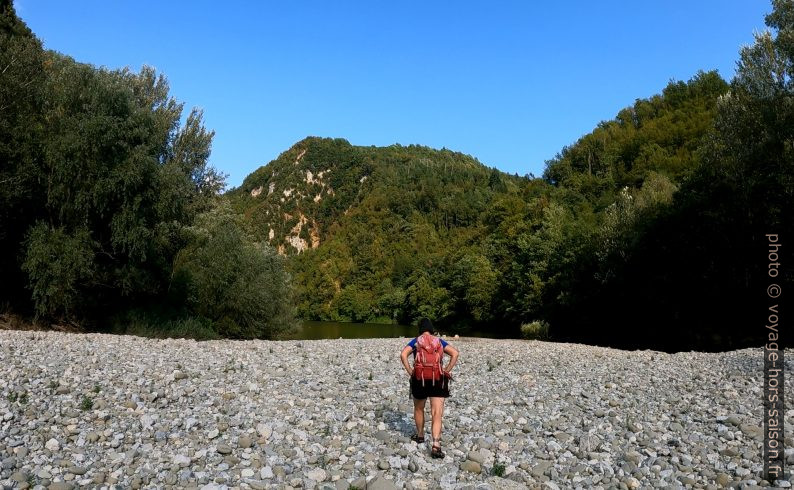 Alex marche vers le Lago di Turrite Cava. Photo © André M. Winter