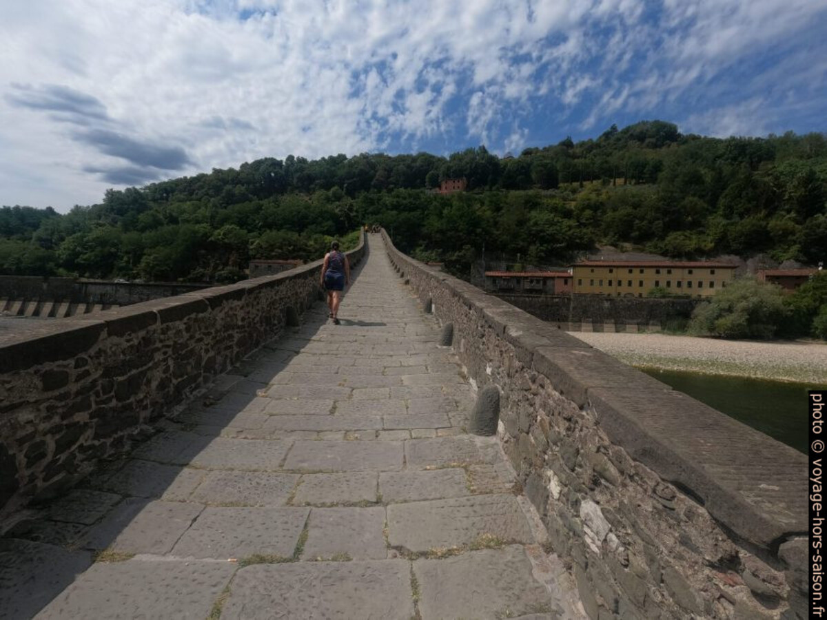 Montée est du Ponte del Diavolo. Photo © André M. Winter