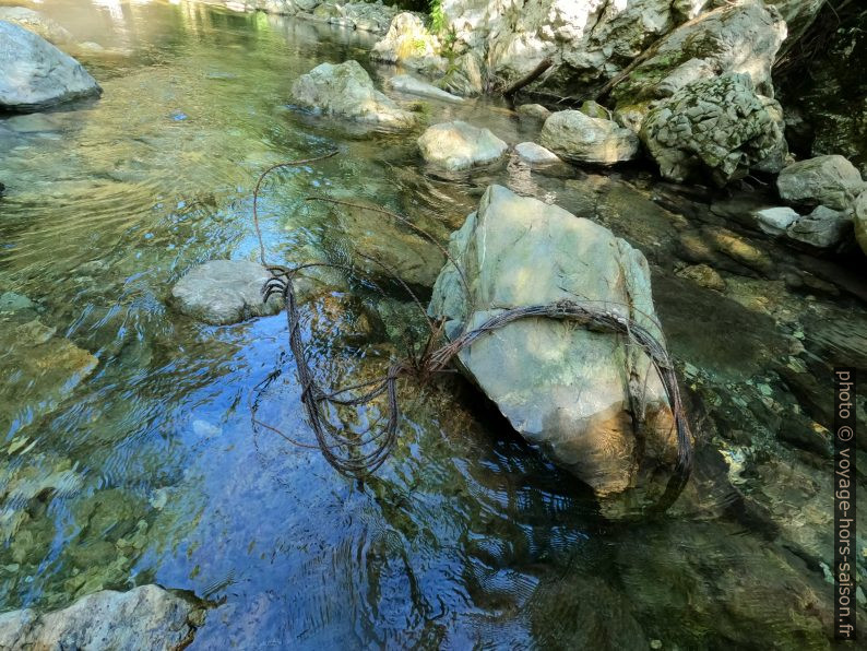 Câble pour couper le marbre dans la Turrite Secca. Photo © André M. Winter