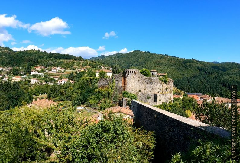 Rocca di Castiglione di Garfagnana. Photo © André M. Winter