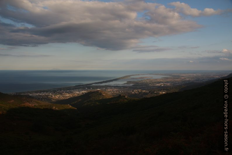 Vue sur l'Étang de Biguglia. Photo © André M. Winter