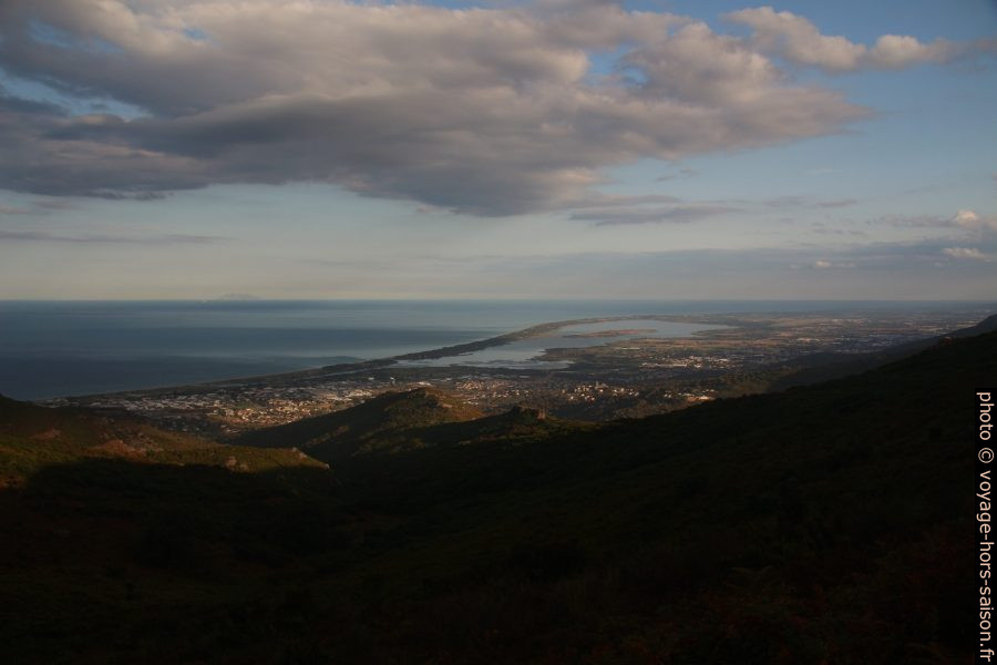 Vue sur l'Étang de Biguglia. Photo © André M. Winter