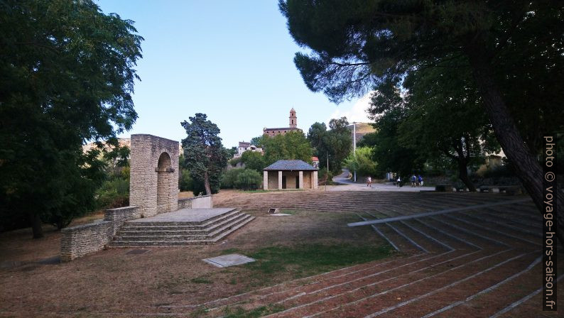 Amphithéâtre de Patrimonio. Photo © André M. Winter