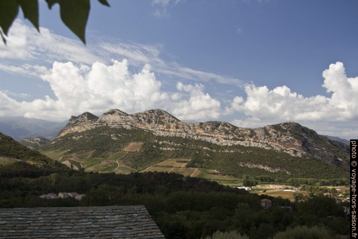 Crête du Monte Sant'Angelo. Photo © André M. Winter