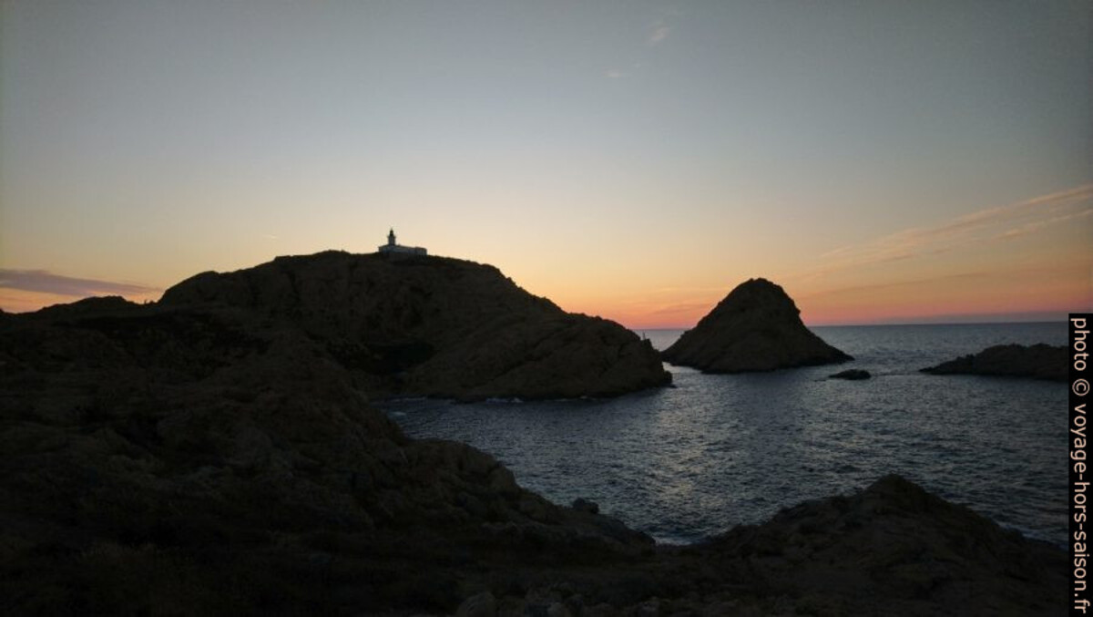 La Pietra après le coucher du soleil. Photo © André M. Winter