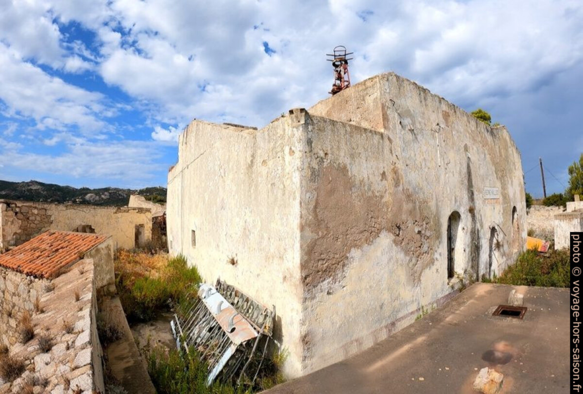 Dans l'enceinte du Fort Mozzello. Photo © André M. Winter