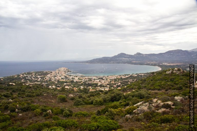 Vue de Notre-Dame de la Serra. Photo © André M. Winter