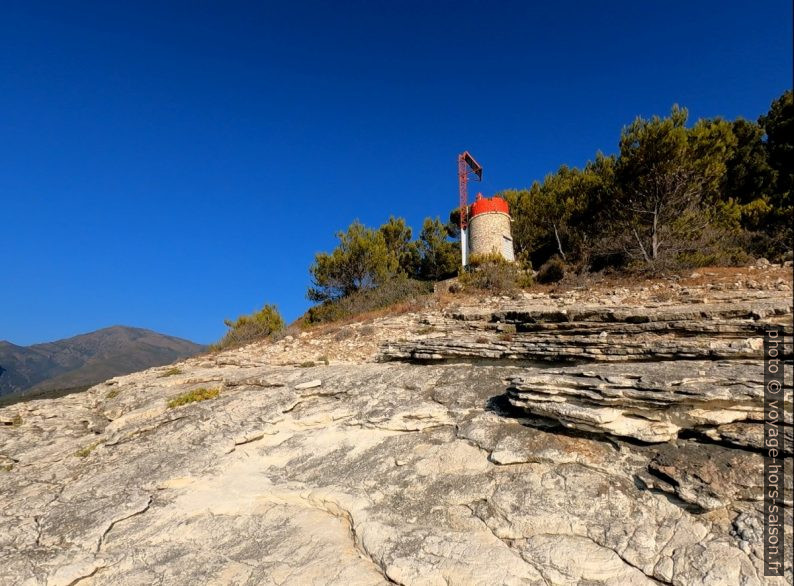 Le Phare de Punta Vecchiaia. Photo © André M. Winter