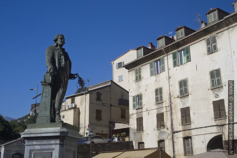 Statue de Pascal Paoli. Photo © Alex Medwedeff