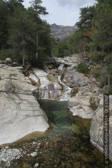 Basses Cascades du Manganello. Photo © Alex Medwedeff