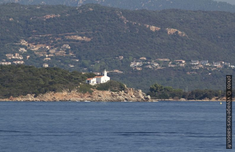 Phare de Punta San Ciprianu. Photo © André M. Winter