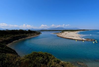 Estuaire de l'Arèna. Photo © André M. Winter