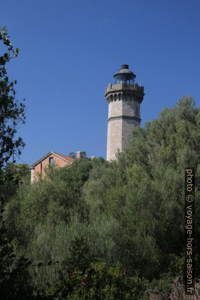 Phare d'Alistro. Photo © Alex Medwedeff