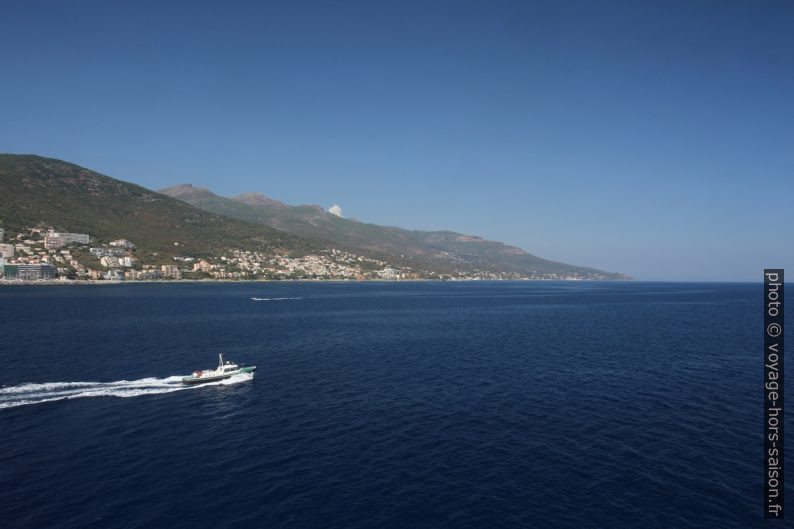 La côte est du Cap Corse. Photo © Alex Medwedeff