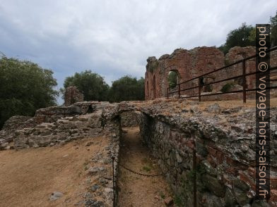 Thermes de Massaciuccoli. Photo © André M. Winter