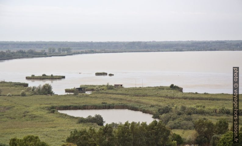 Vue sur le Lac de Massaciuccoli. Photo © André M. Winter