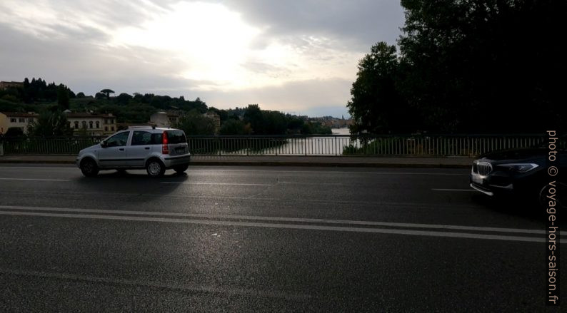 Vue du Ponte S. Niccolò vers Florence. Photo © André M. Winter