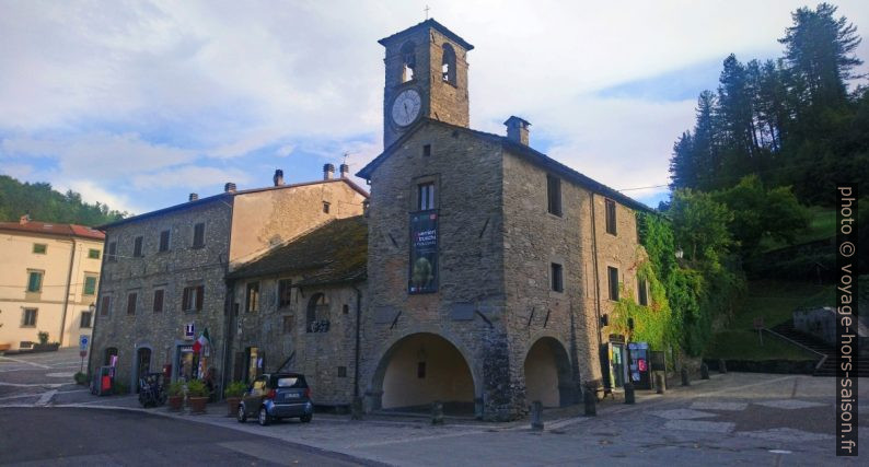 Palazzo dei Capitani à Palazzuolo. Photo © André M. Winter