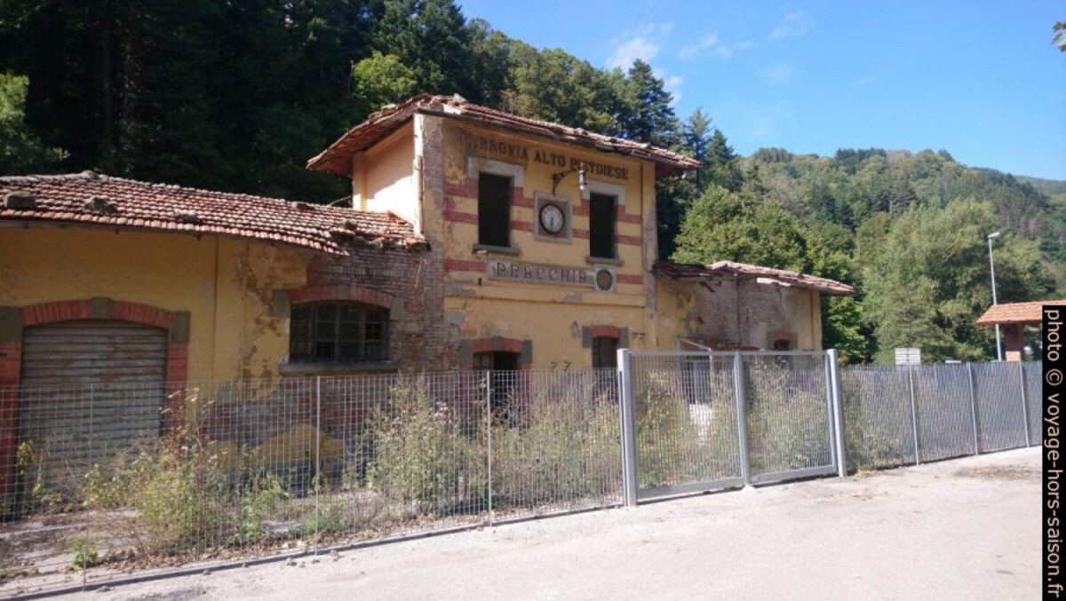 Ancienne gare de Pracchia. Photo © André M. Winter