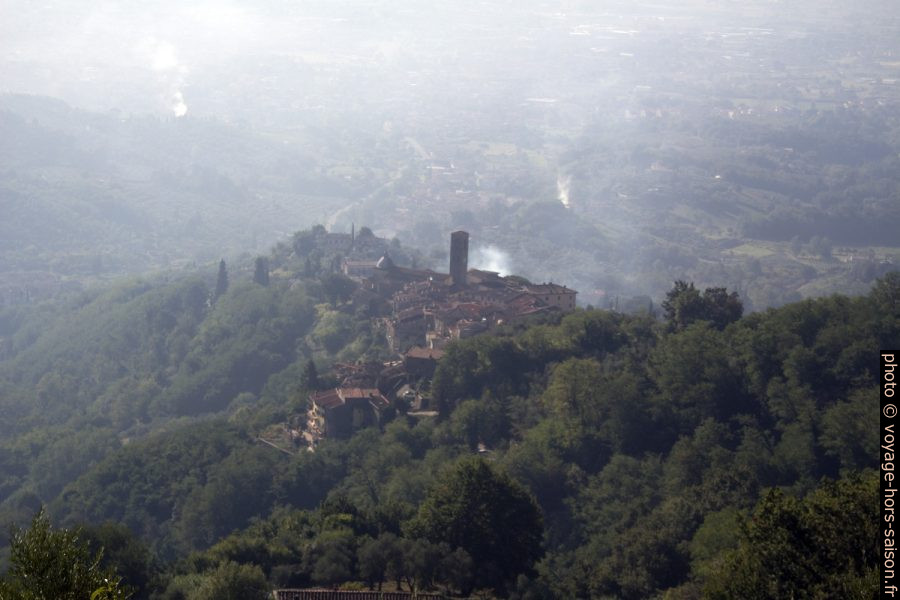 Massa, la brume et la fumée. Photo © André M. Winter