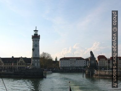 Phare et lion de Lindau. Photo © Alex Medwedeff