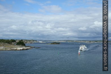 Donsö Sund. Photo © Alex Medwedeff