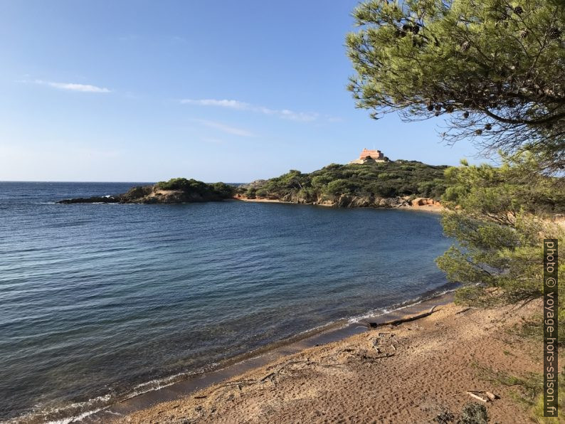 Plage du Port Fay. Photo © Alex Medwedeff