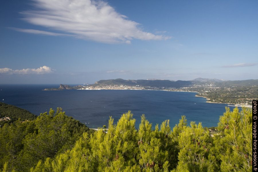 La Baie de la Ciotat. Photo © Alex Medwedeff