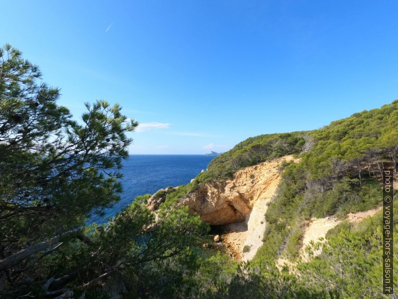 Calanque ouest du Resquilladou. Photo © André M. Winter