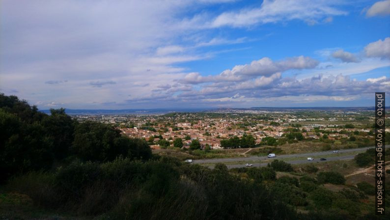 Vue sur Gignac et Marignane. Photo © André M. Winter