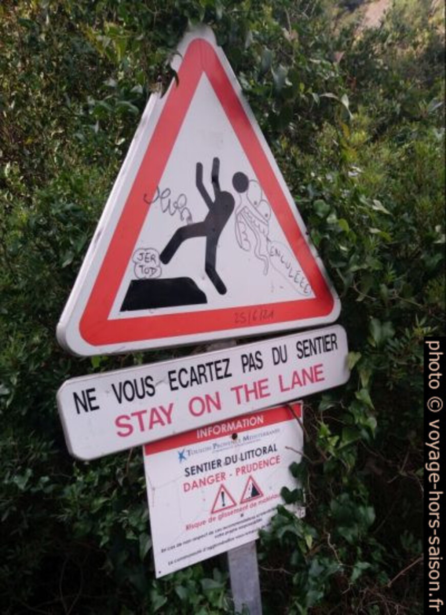«Stay on the lane». Photo © André M. Winter