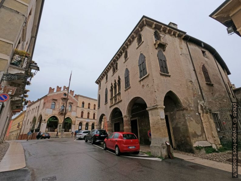 Palazzo Cavalli di Soave. Photo © André M. Winter