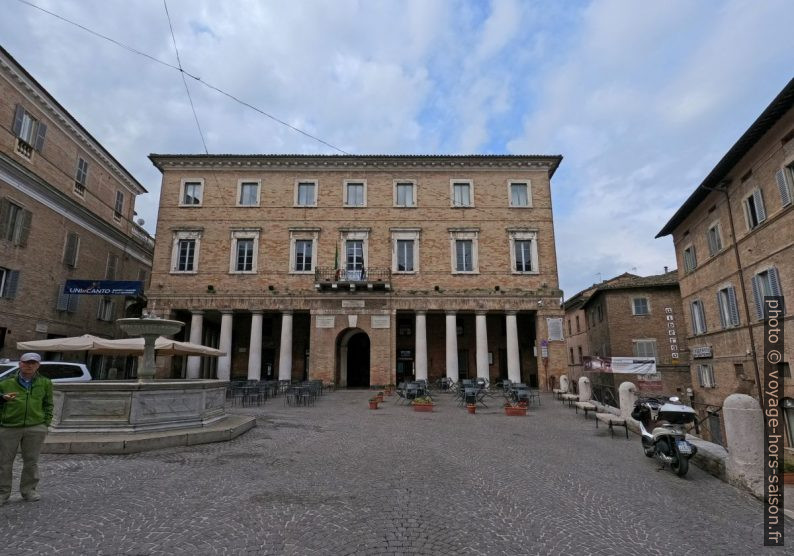 Piazza della Repubblica. Photo © André M. Winter