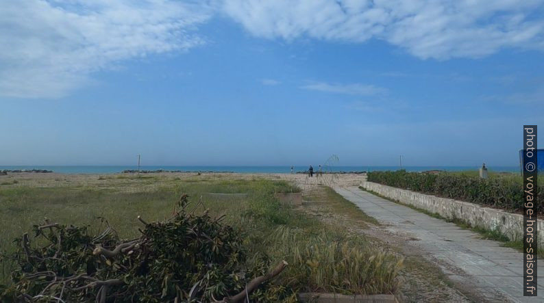 Accès à la plage de Rocca Mare. Photo © André M. Winter