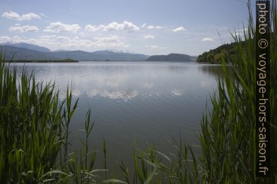 Vue sur le Lac Pamvotis. Photo © Alex Medwedeff