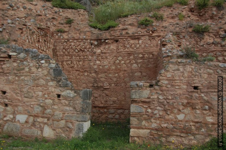 Chambre de l'Agora Romaine de Delphes. Photo © André M. Winter