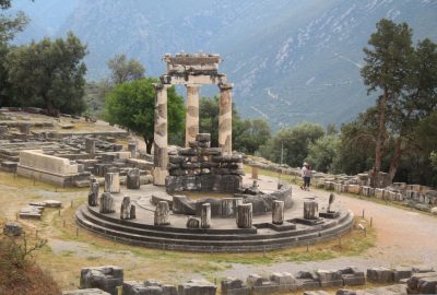 La Tholos de Delphes. Photo © André M. Winter