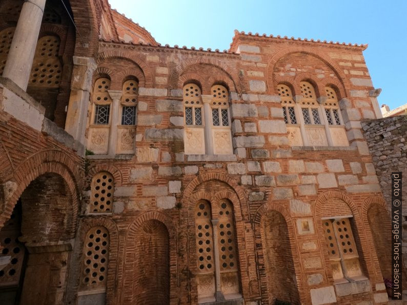 Façade nord de l'Eglise d'Osios Loukas. Photo © André M. Winter