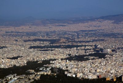 Vue du Mont Hymette sur l'Acropole d'Athènes. Photo © André M. Winter