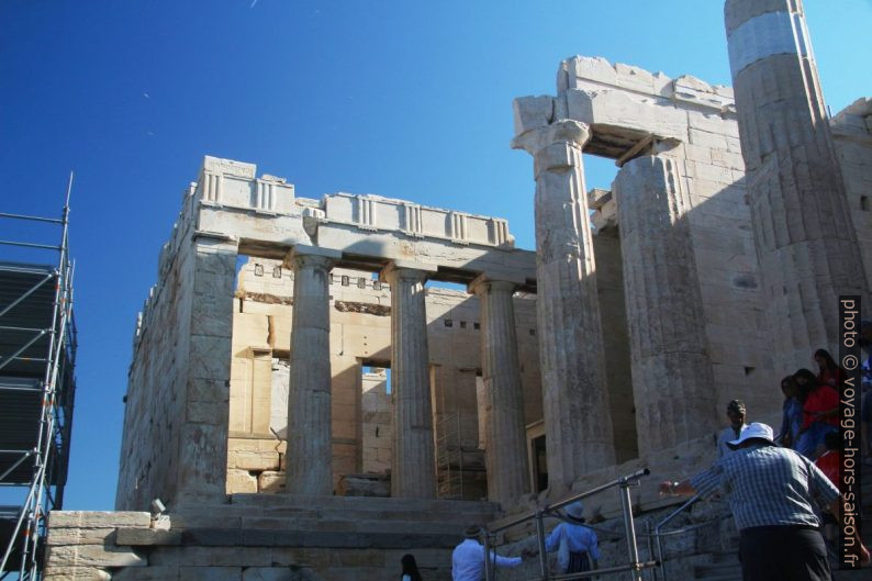 Colonnes des Propylées nord. Photo © André M. Winter