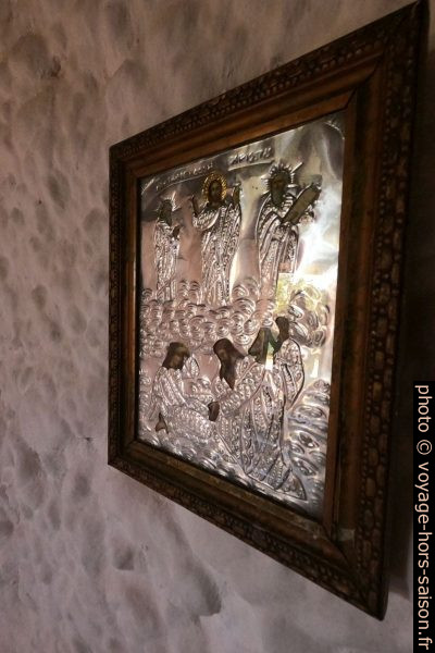 Tableau de métal repoussé. Photo © André M. Winter