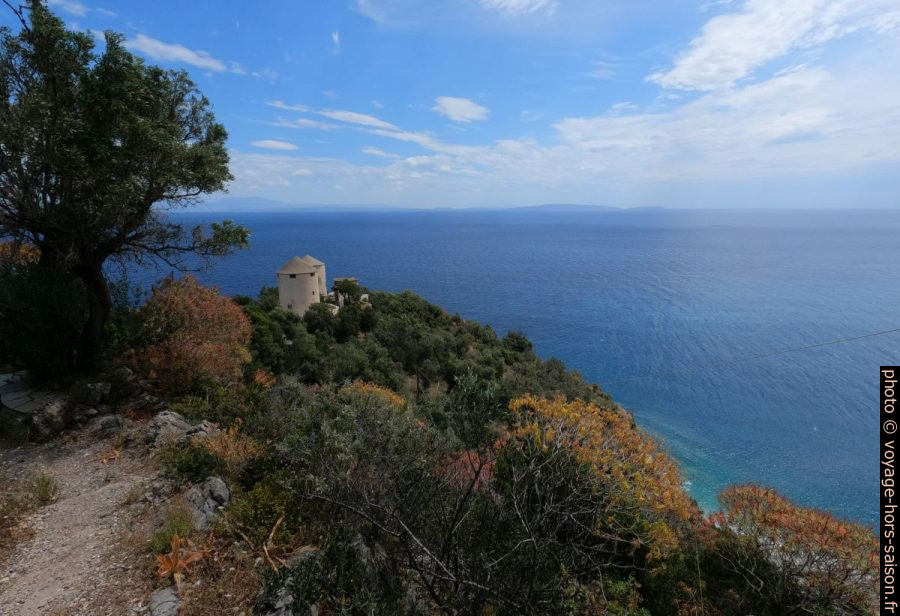 Moulins à vent du Cap Tyros. Photo © André M. Winter