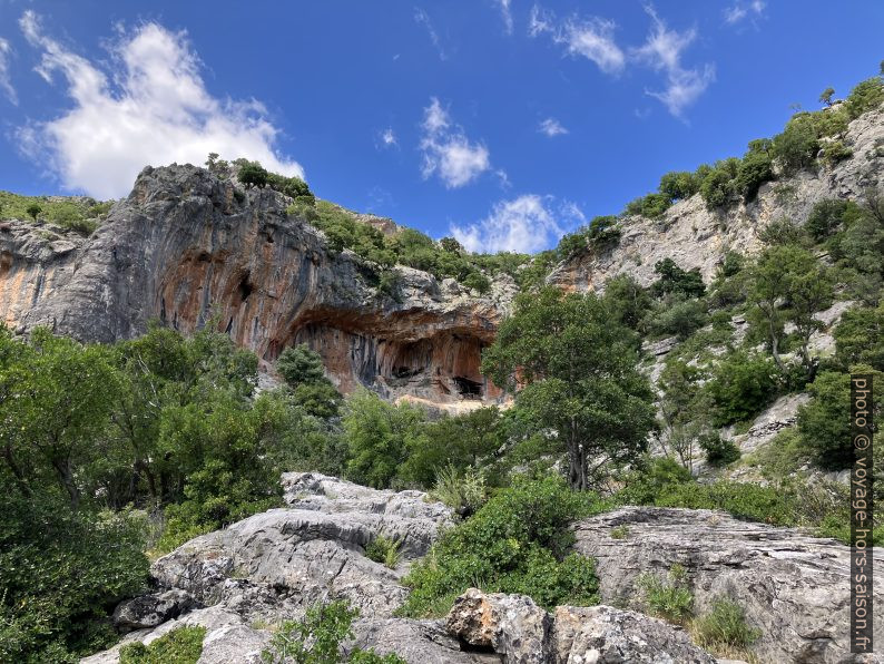 La Baume La Maison des Chèvres. Photo © Alex Medwedeff