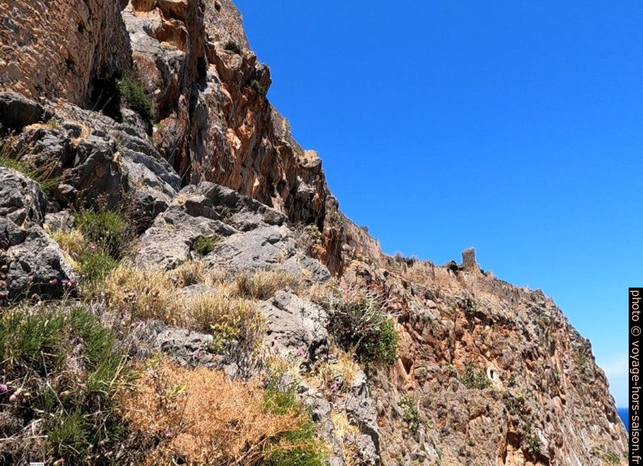 Mur de la ville haute de Monemvasia. Photo © André M. Winter