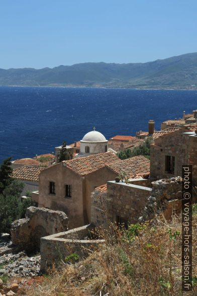 Dôme l'église de Panagia Myrtidiotissa. Photo © Alex Medwedeff