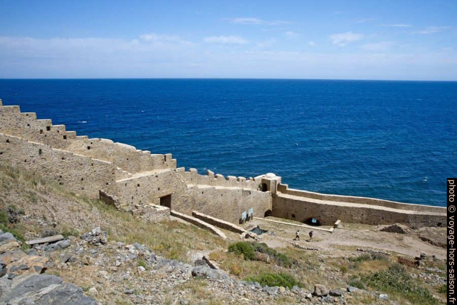 Mur d'enceinte est de Monemvasia. Photo © Alex Medwedeff