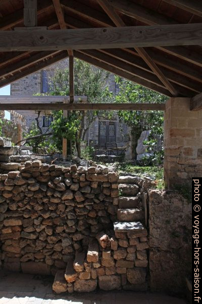 Une église anonyme de Monemvasia. Photo © Alex Medwedeff