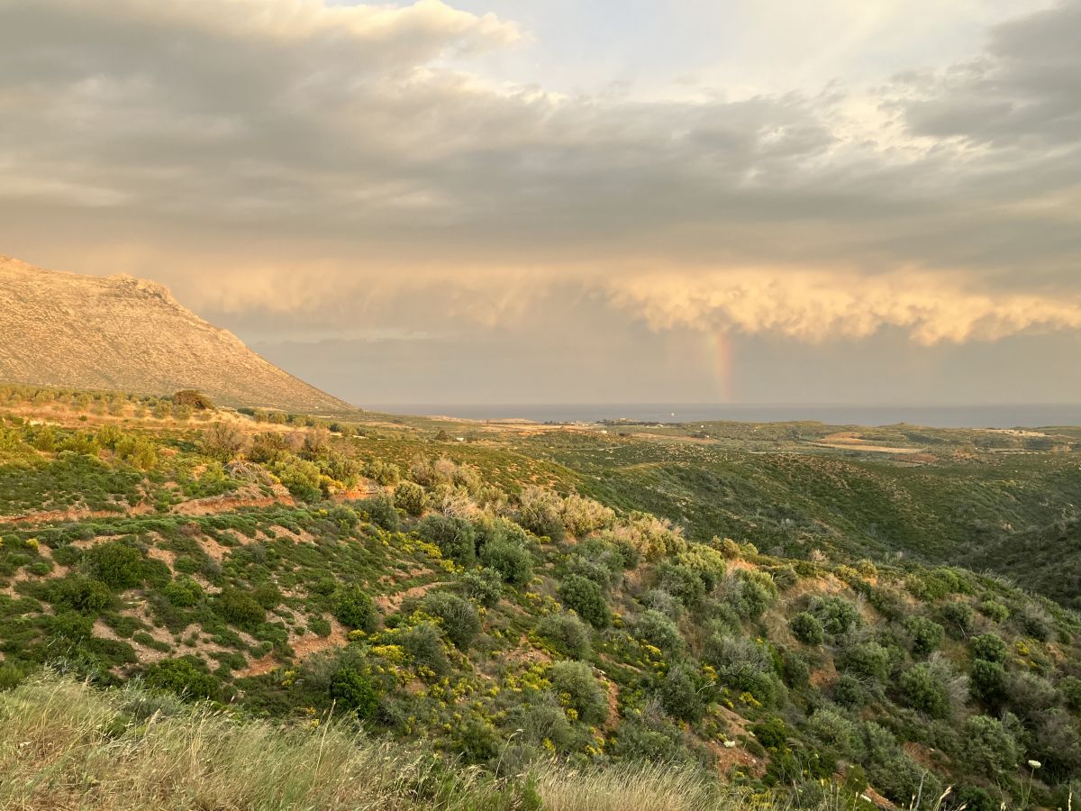 Orage sur le bout de l'index du Péloponnèse. Photo © Alex Medwedeff