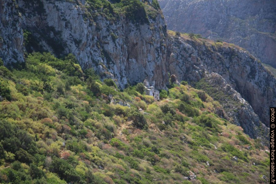 La falaise et l'église Odigitria. Photo © André M. Winter